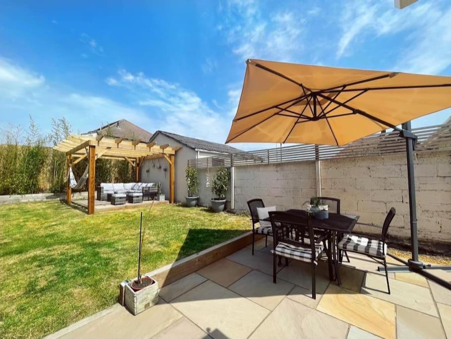 Modern, Central Bungalow With Large Garden Bournemouth Ngoại thất bức ảnh